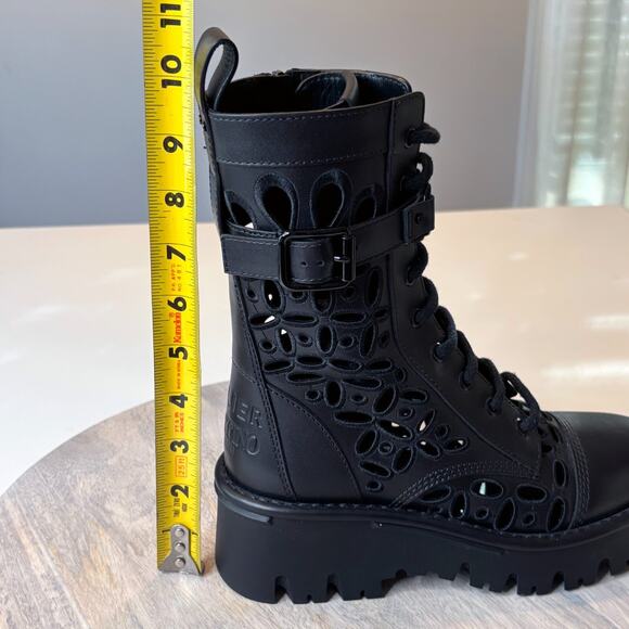 Valentino Garavani Atelier San Gallo Black Leather Combat Boots EU Size 35 US 5 - Picture 10 of 16